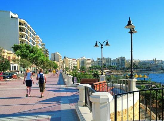 Luxurious 2Br Apartment In La Valeta Exterior foto